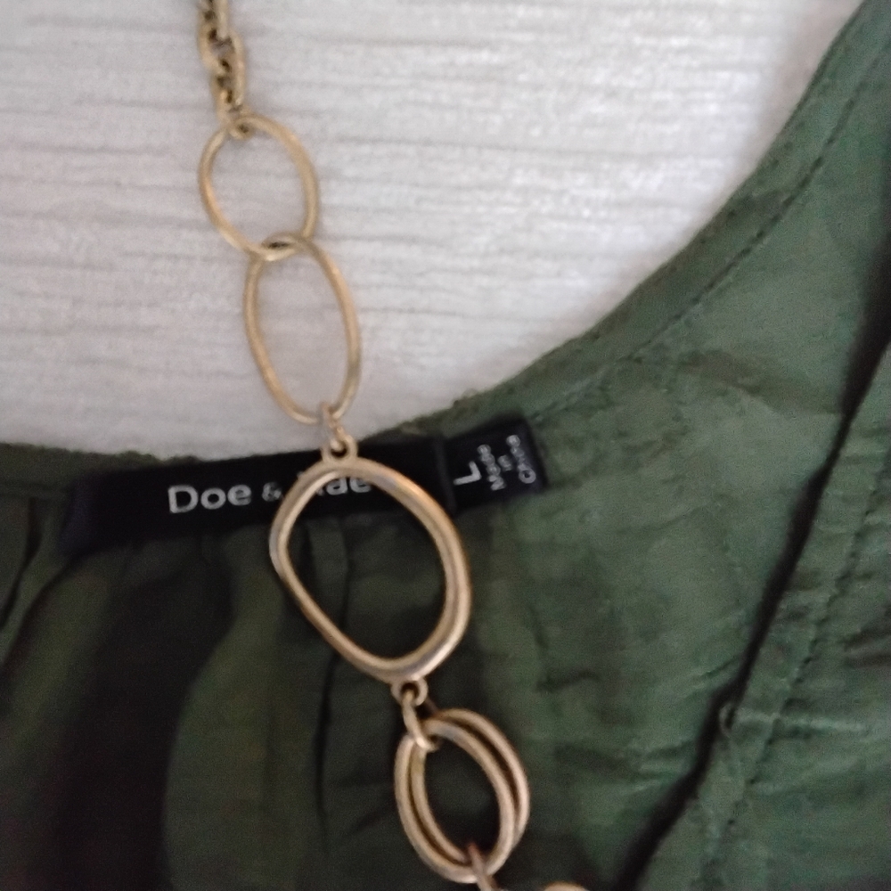 Doe & Rae Large Olive Green Puff Cold Shoulder Sleeve Blouse - Picture 10 of 10